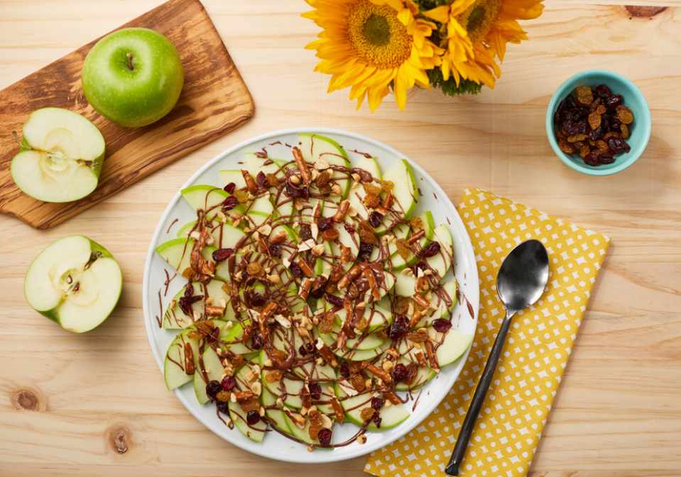 Nachos con manzanas Buckeye