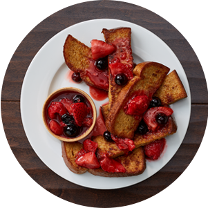 Plated Frenchtoastberrysauce