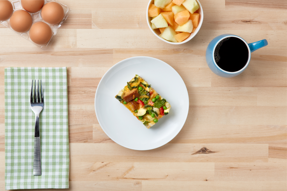 Huevos horneados con verduras