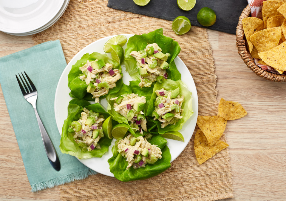 Salad, Hilib Digaag iyo Afakaadho