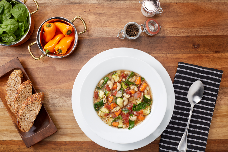 Sopa de pasta y verduras