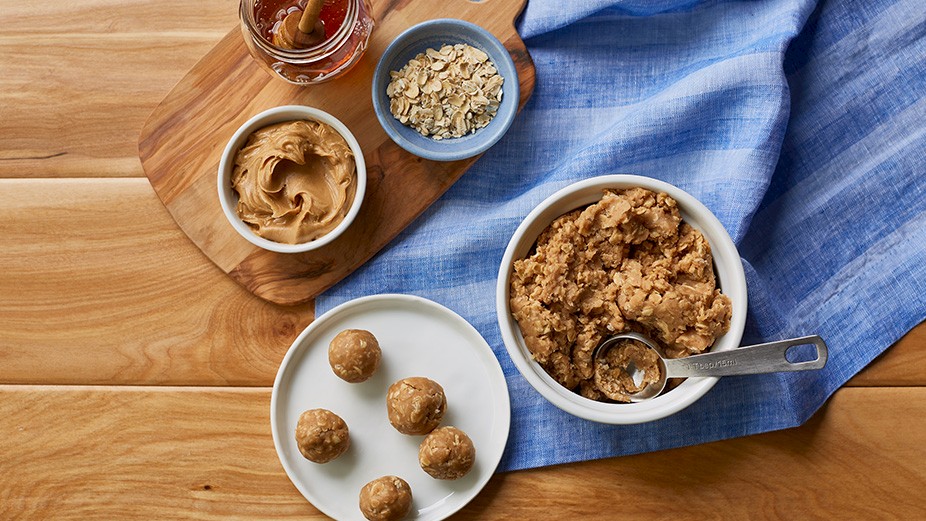 No-Bake Peanut Butter Bites