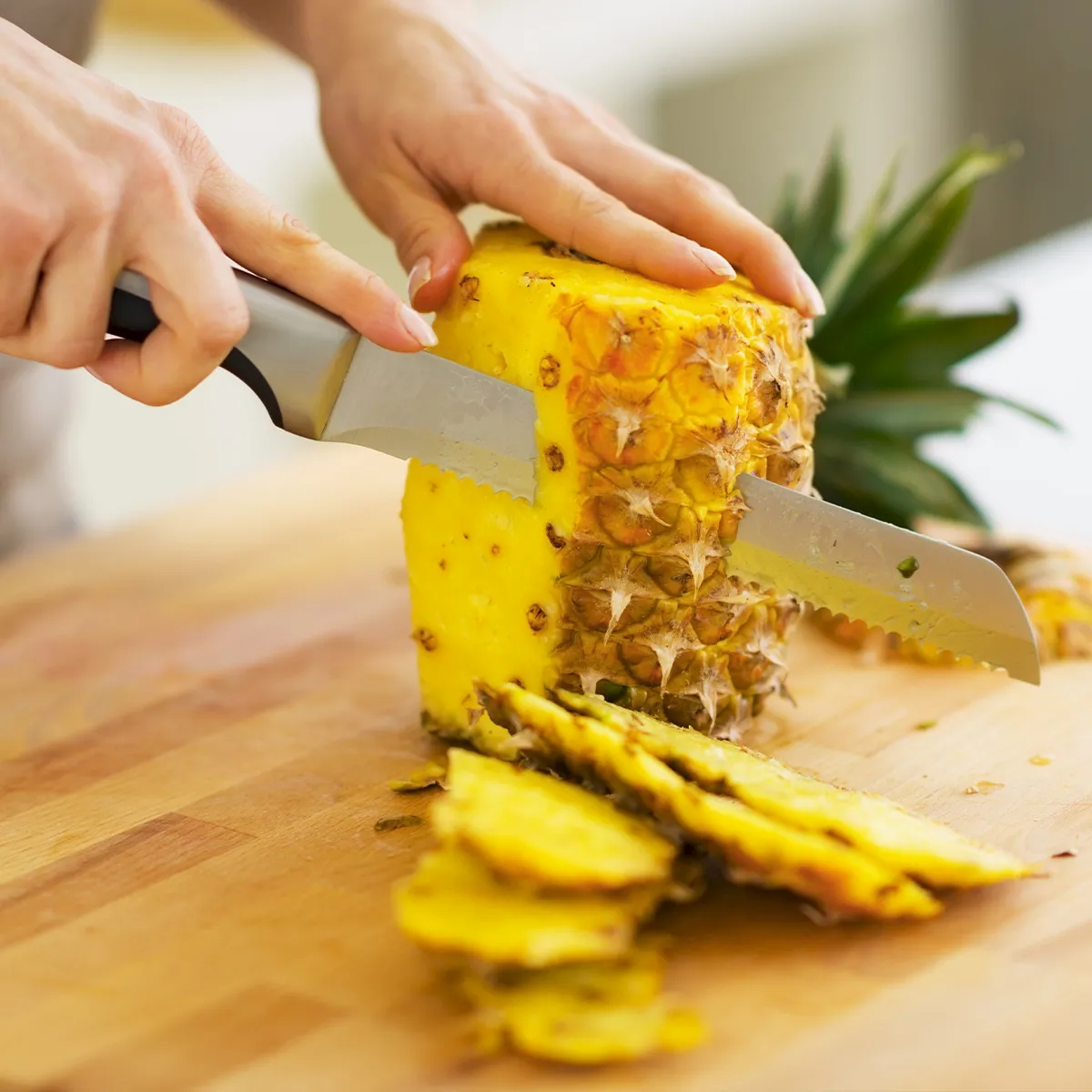 tip-cut-pineapple
